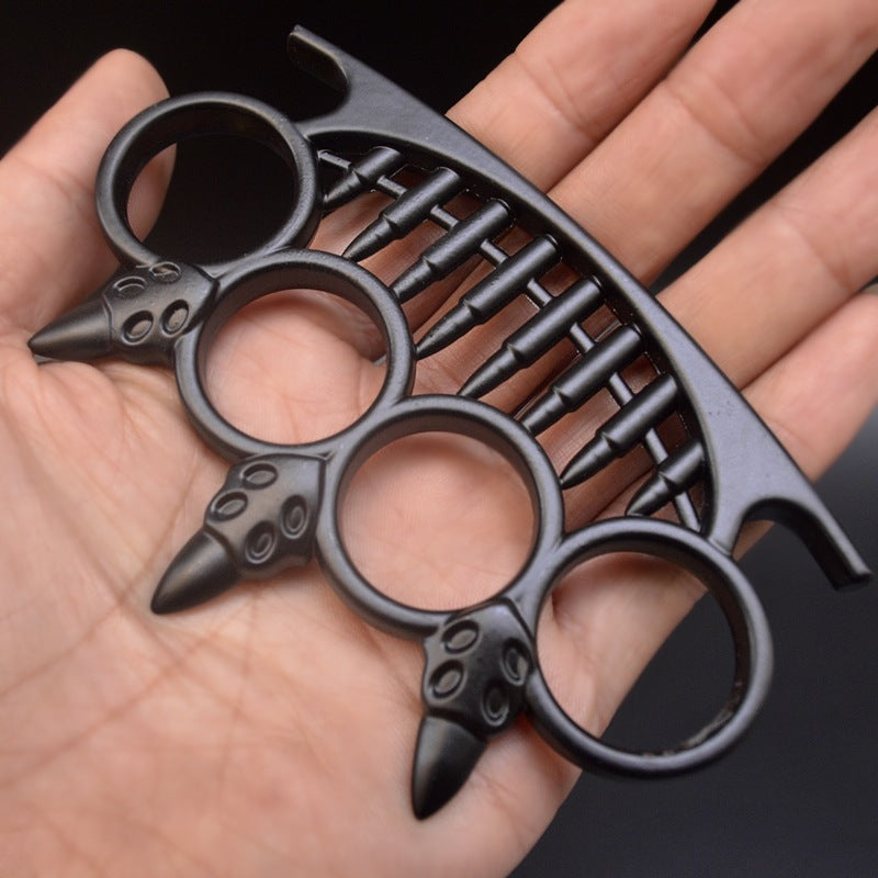 Zinc Alloy Four-finger Fence with Smile Shape Outdoor Tool