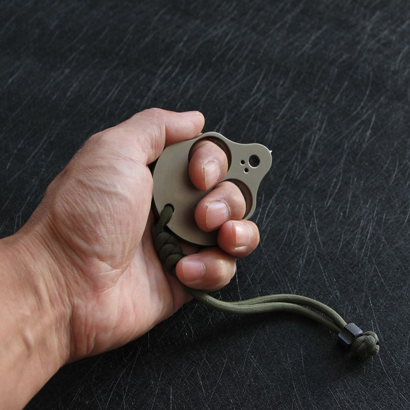 Alien Titanium Portable EDC Tool