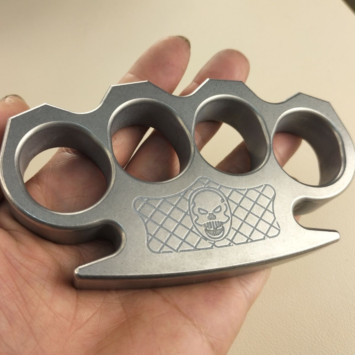 Precision Stainless Steel Large Hole Wave Small Skull Shape EDC Tool
