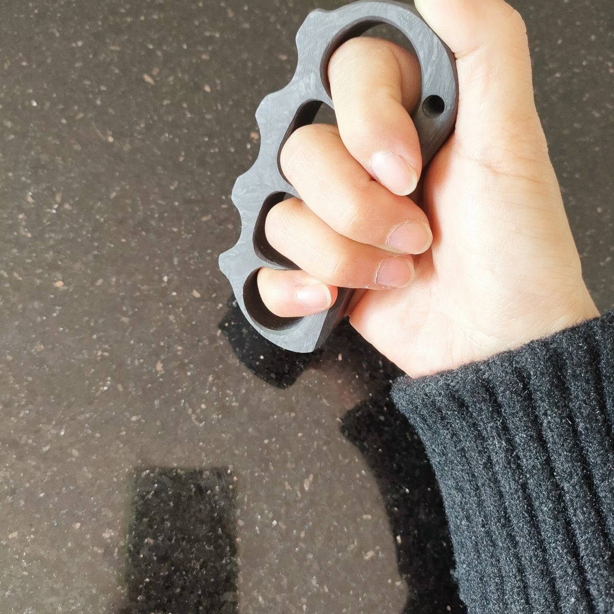 Carbon Fiber Pea Outdoor EDC Tool