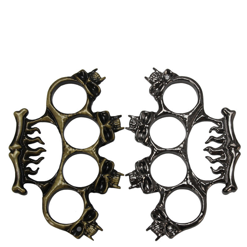 Flame Skull Zinc Alloy Four Finger Outdoor Tool