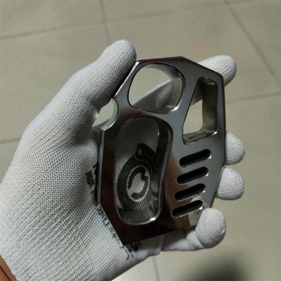 Titanium Alloy Polished Fine Large Rope Hole Shape Outdoor Tools