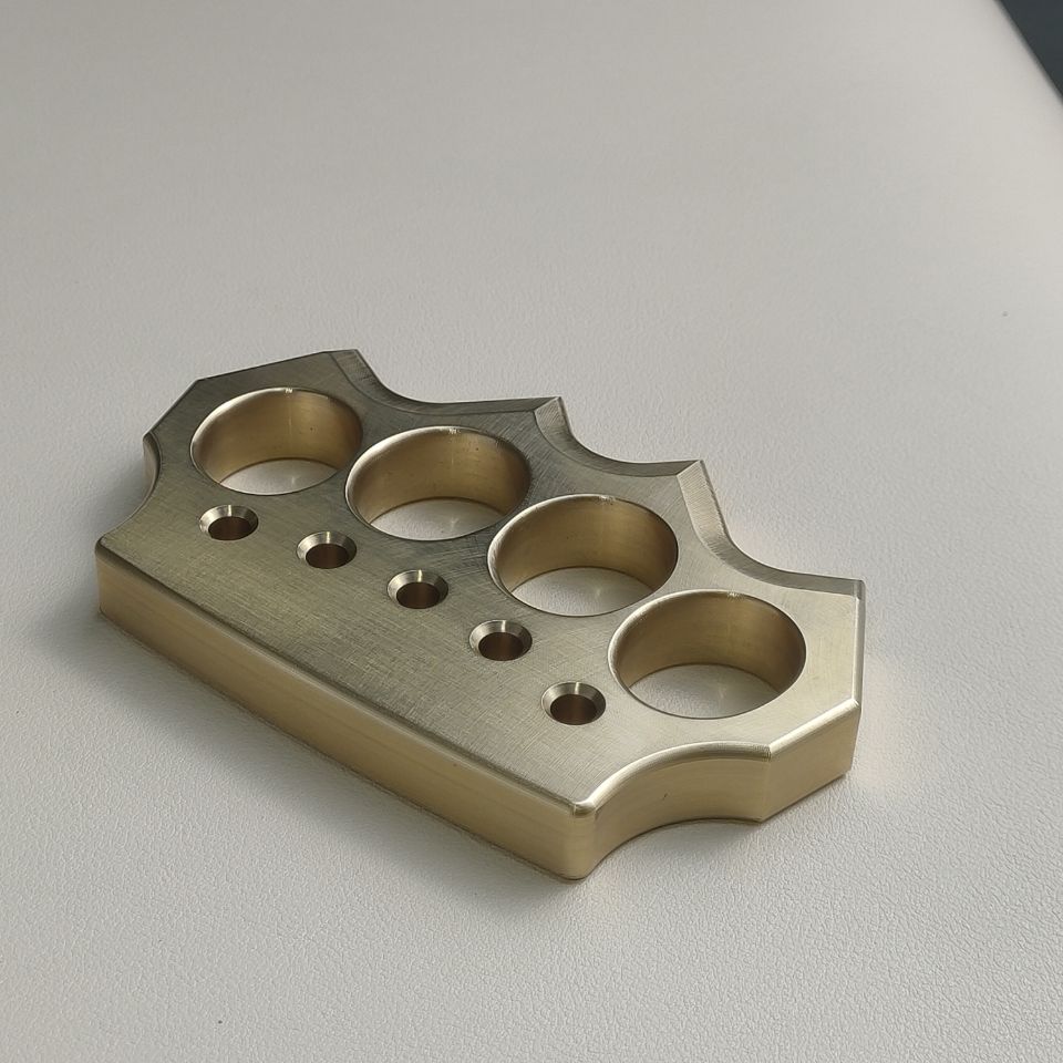 Brass Mountain Crown Shape EDC Outdoor Tools