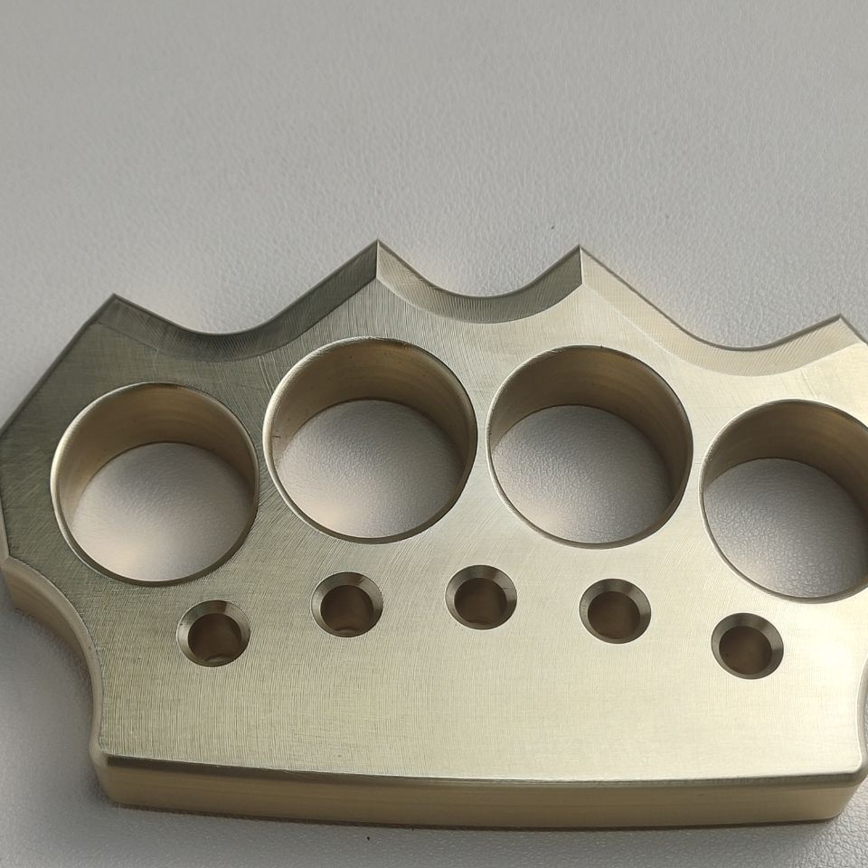 Brass Mountain Crown Shape EDC Outdoor Tools