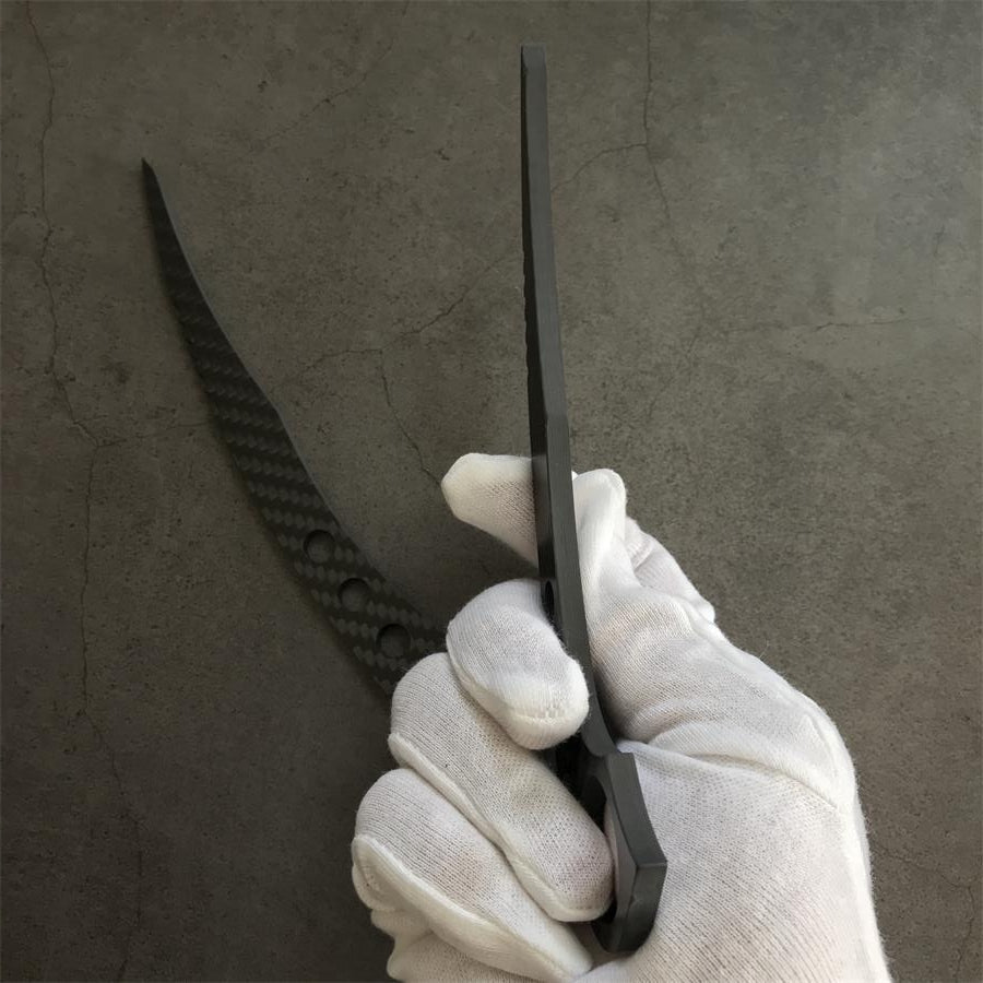 Carbon fiber EDC fist stab