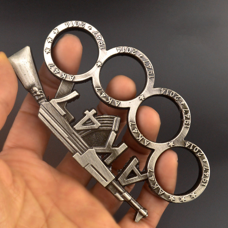 Multi-style Creativity Four Finger Outdoor Pocket EDC Tool