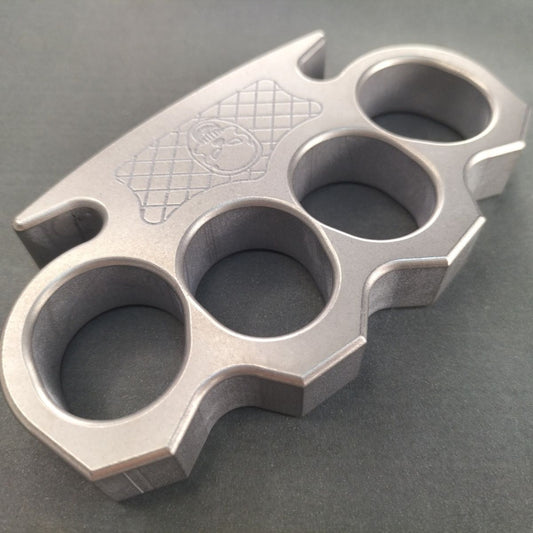 Precision Stainless Steel Large Hole Wave Small Skull Shape EDC Tool