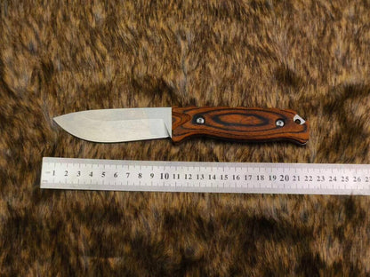 BM15002 Red Wooden Handle N690 Steel Outdoor Knife