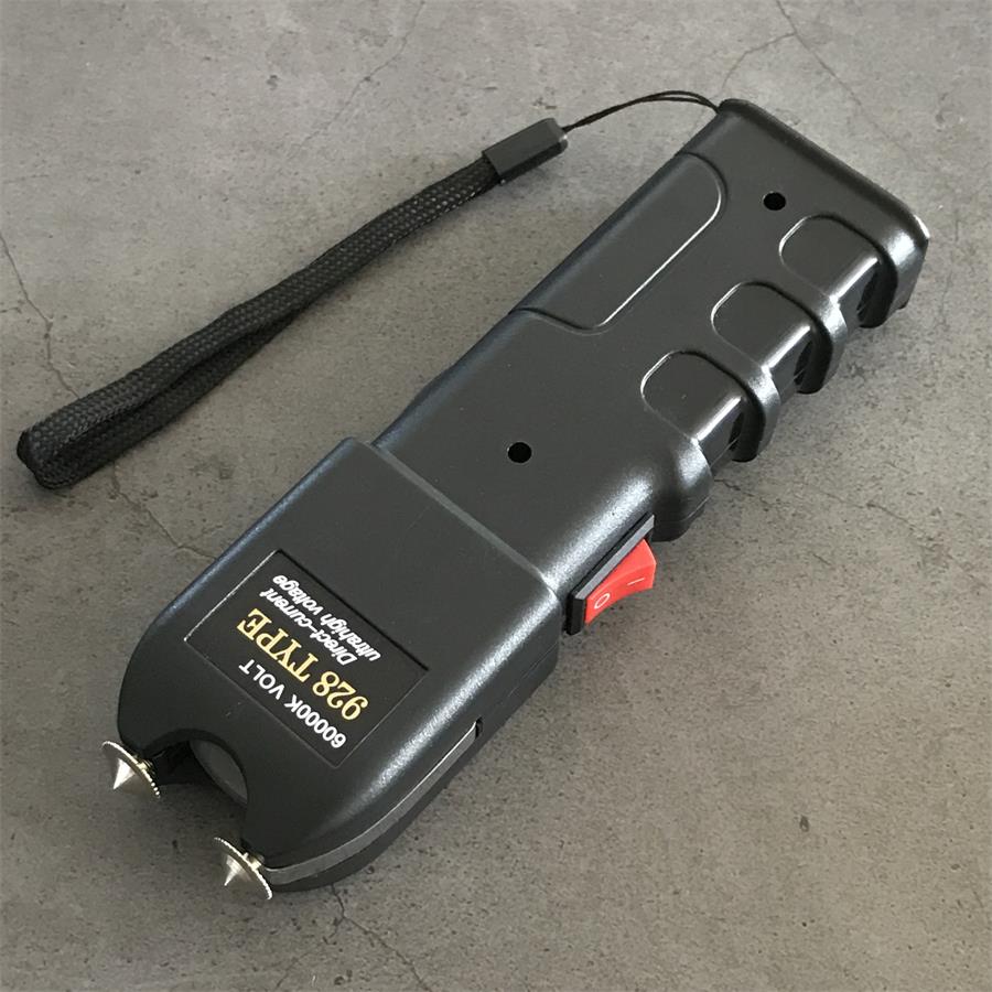 Single black 60000K 928 device side view with black lanyard