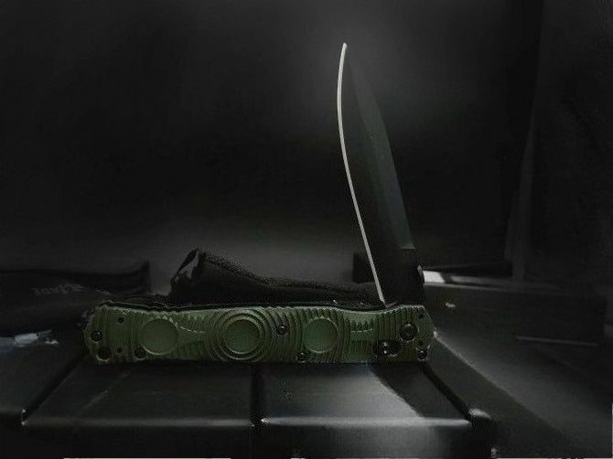 BM391 D2 Steel Nylon Fiberglass Plastic Handle Folding Outdoor Knife