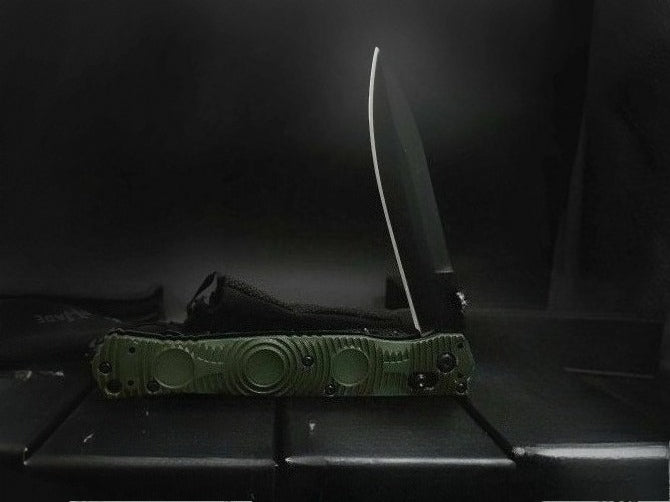 BM391 Nylon Fiberglass Plastic Handle D2 Steel Outdoor Folding Knife