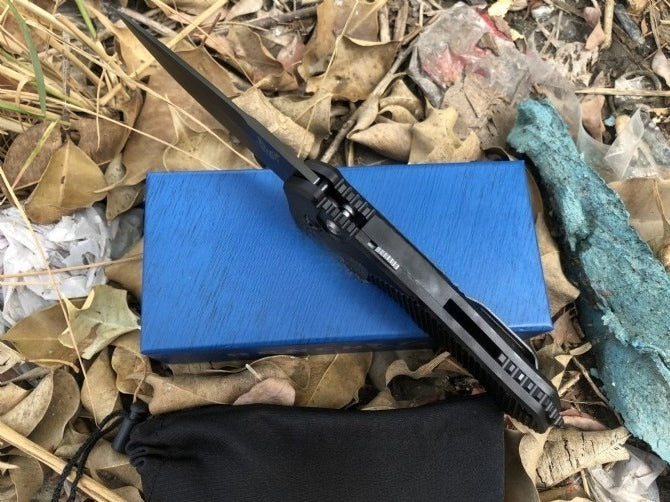 BM9600BK S30V Black Titanium-plated Outdoor Knife