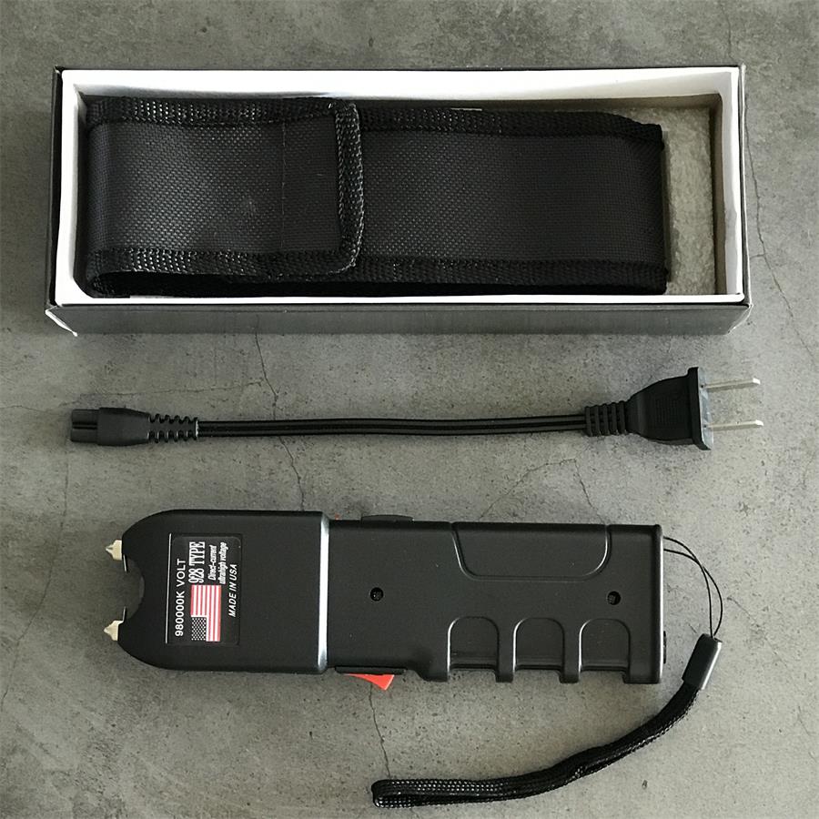980000K 928 device in box with black holster and charging cable