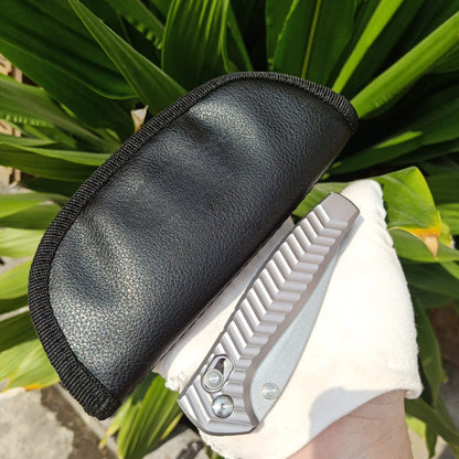 BM781 Silver Textured D2 Steel Folding Outdoor Knife