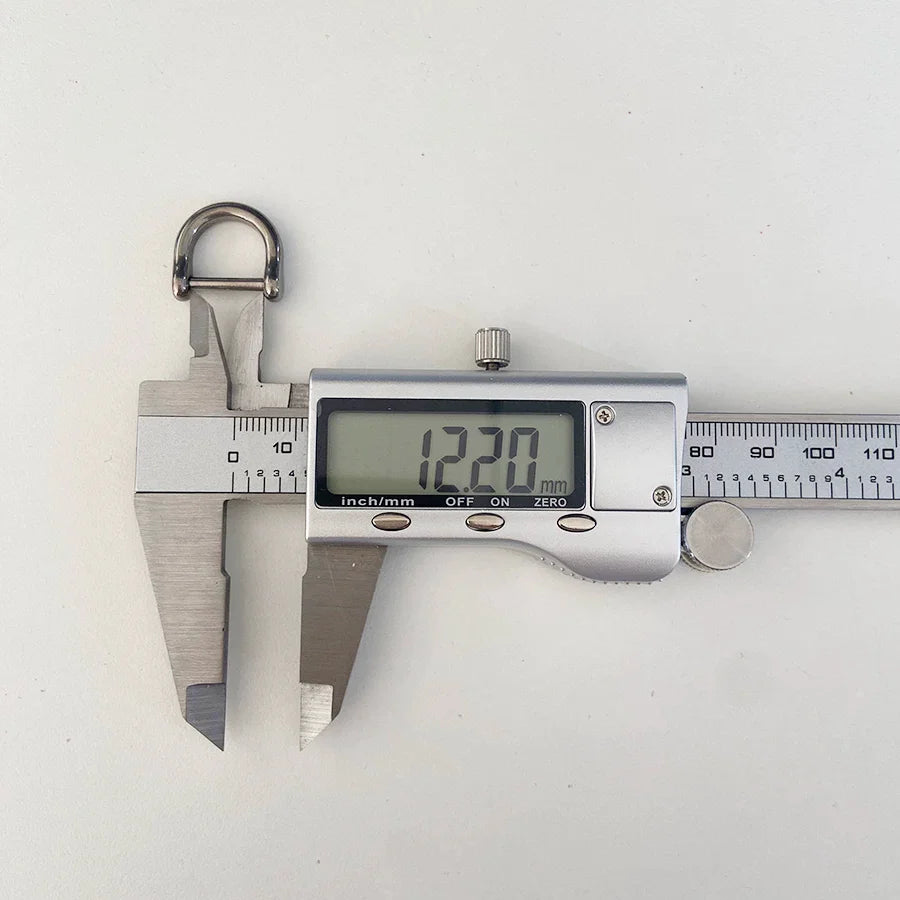 Accessories 3 Specifications Horseshoe Titanium Hook15