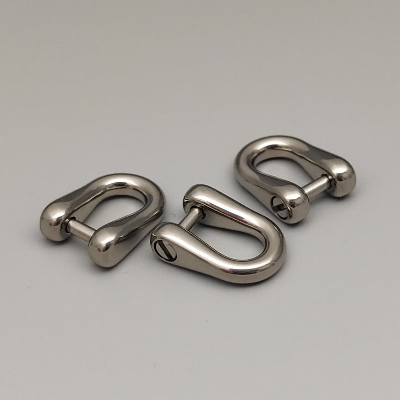 Accessories 3 Specifications Horseshoe Titanium Hook2