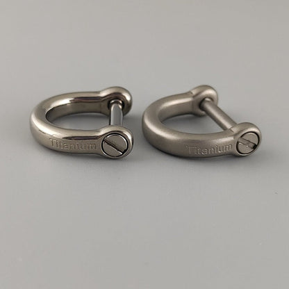 Accessories 3 Specifications Horseshoe Titanium Hook3
