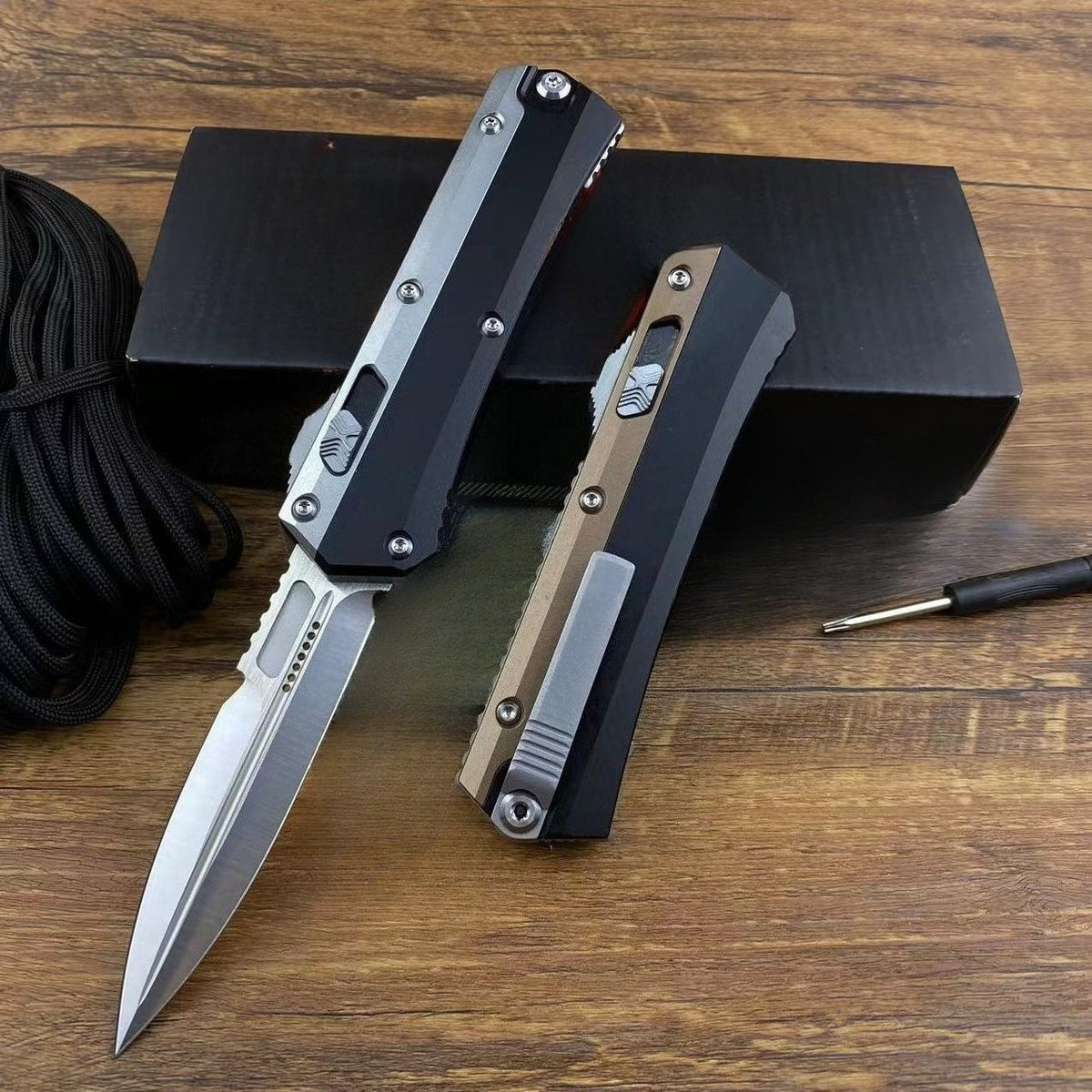 Aluminum Alloy Tricolor Knife