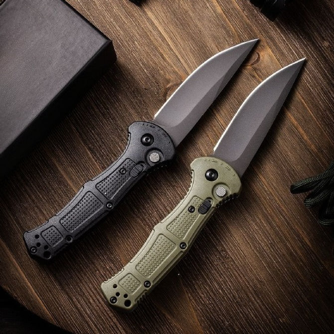 BM9070 folding knife dual view