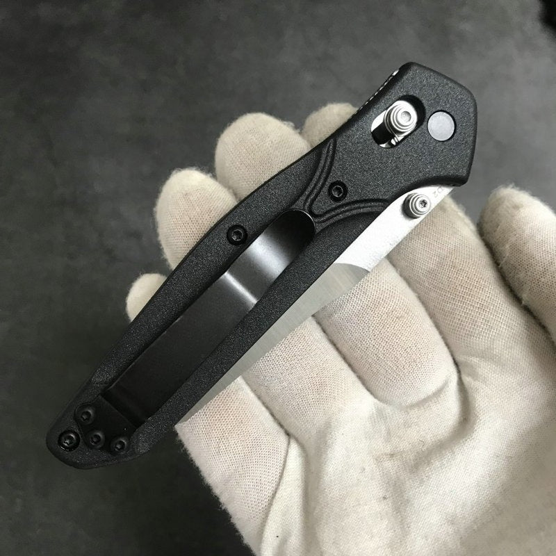 BM940 Black Fiberglass Handle Folding Knife2