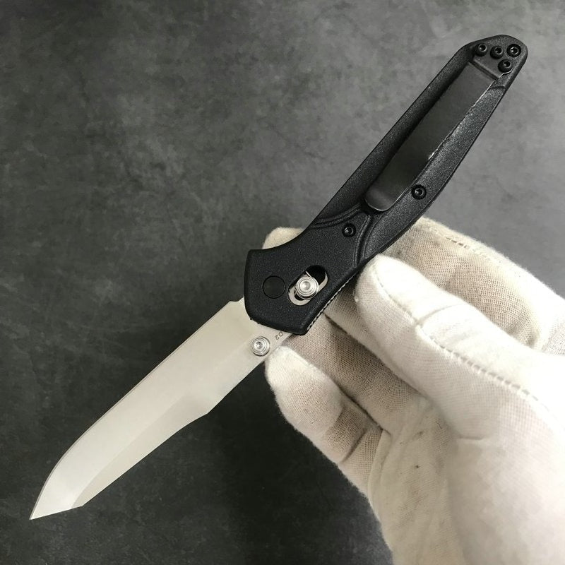 BM940 Black Fiberglass Handle Folding Knife3