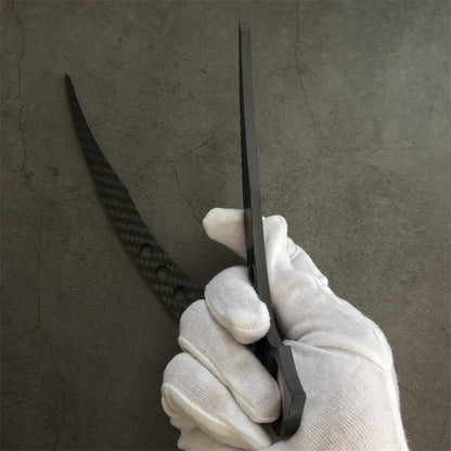 Carbon fiber EDC fist stab