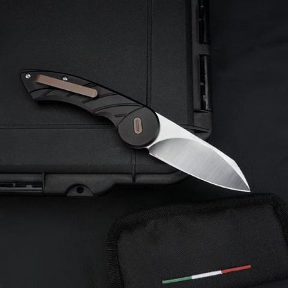 Forged M390 Outdoor CNC Machining Knife — grip and handle close-up.