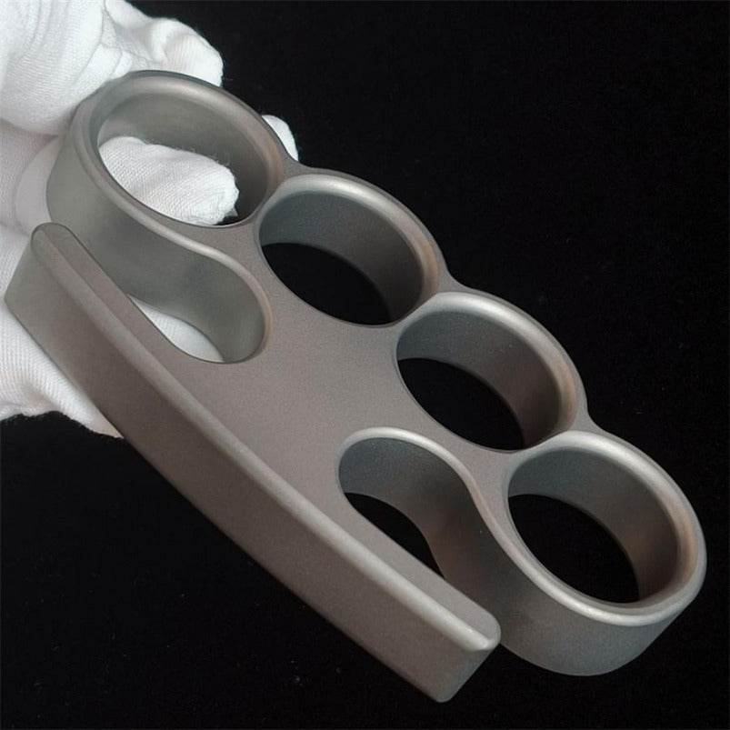 TC21 Titanium Knuckle Duster4