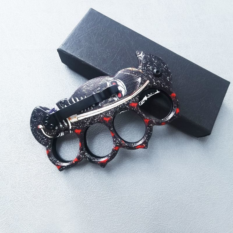 Folding EDC knife closed for pocket carry
