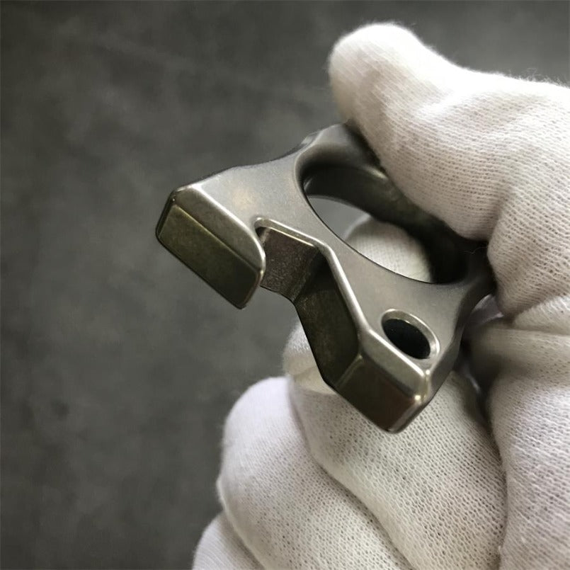 Hedgehog Knuckle Duster angled in white glove