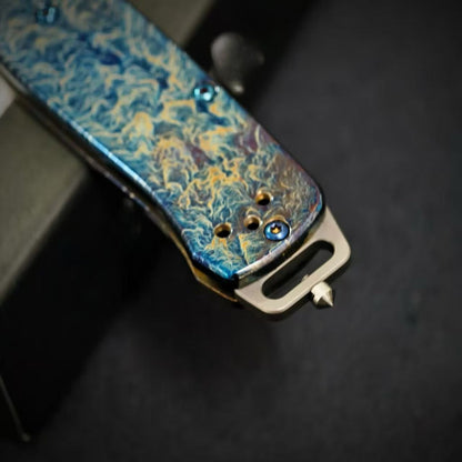 BM537BK Titanium Alloy Lightning Pattern Outdoor Folding Knife