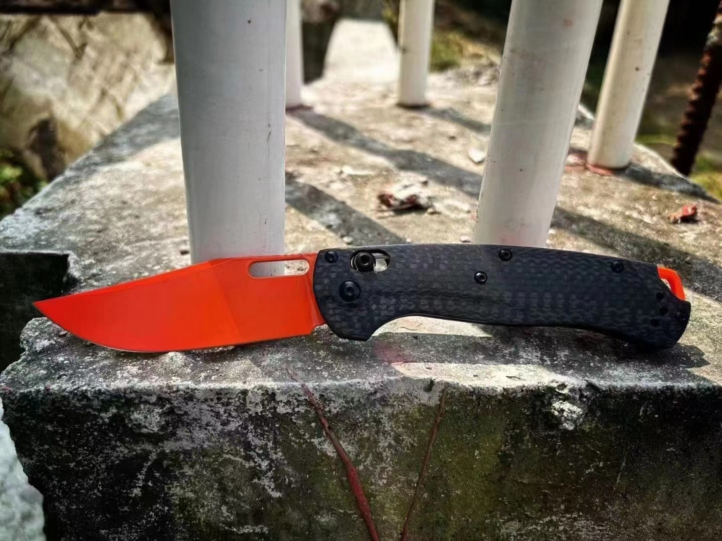 BM15535 Carbon Fiber Handle Outdoor Folding Knife