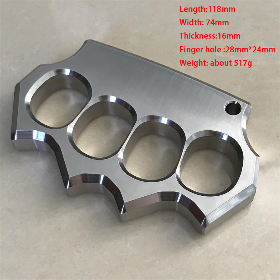 Mirror polished four-hole 304 stainless steel knuckle duster specification overlay at about 517g, with 118×74×16mm body dimensions and 28×24mm finger hole (Critical strike style).